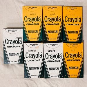 Vintage bulk Crayola cranyons